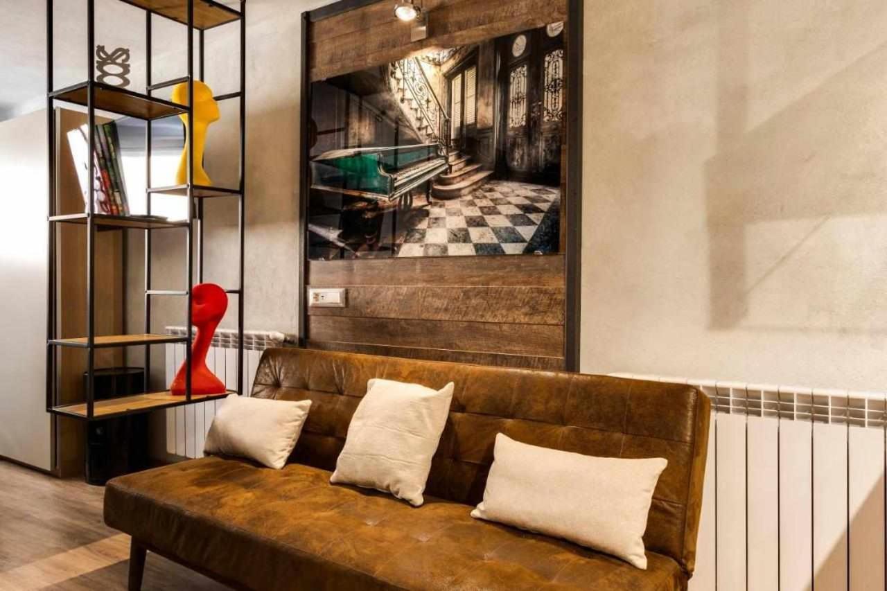 Appartement La Casa Dello Stilista à Brescia Extérieur photo